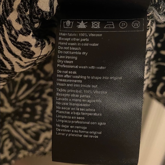 ba&sh Lio Pintucked Shirt Abstract Blouse 100% viscose half sleeves Size 2 - Picture 14 of 16